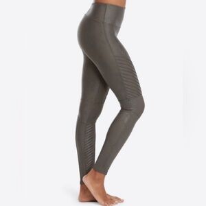 Spanx Faux Leather Moto Leggings in Gunmetal - Size Medium